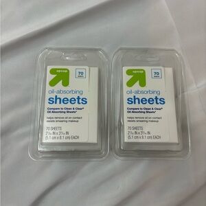 2 pack of up & up oil absorbing sheets